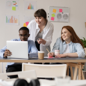 Mejora de la experiencia del empleado con recursos limitados